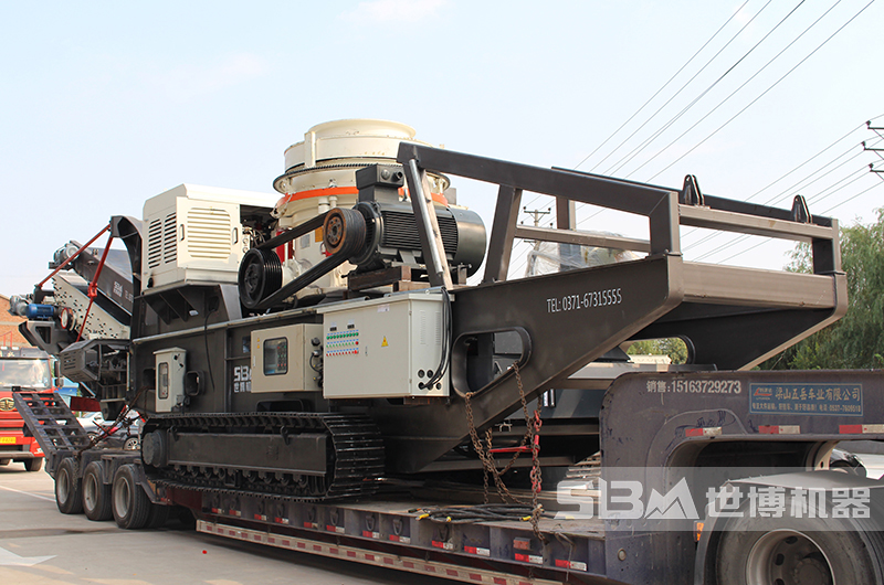 履帶鵝卵石移動石子破碎機