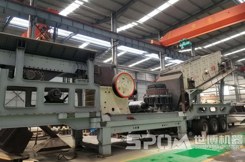 出廠前移動破碎機的組裝安裝