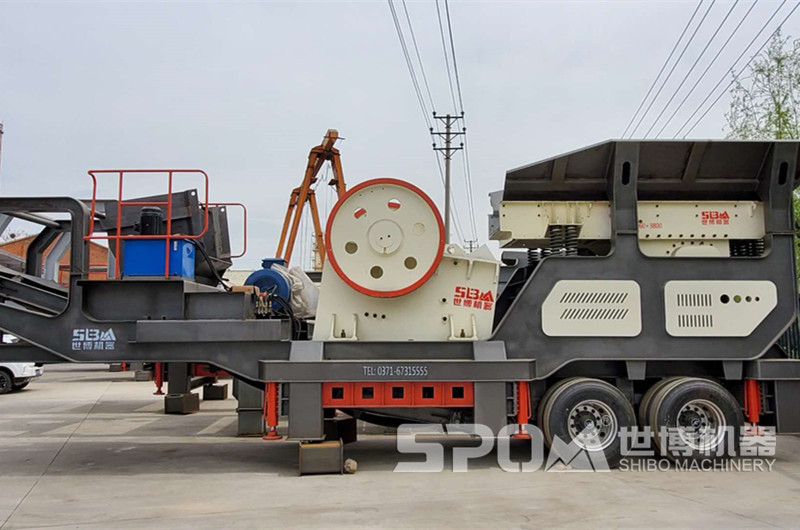 汽車一體的顎破移動(dòng)破碎機(jī)