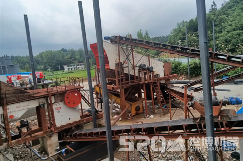 碎石生產線現場